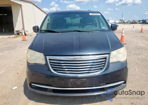 2013 Chrysler Town & Country Touring z USA, uszkodzony, nr VIN 2C4RC1BG3DR689283